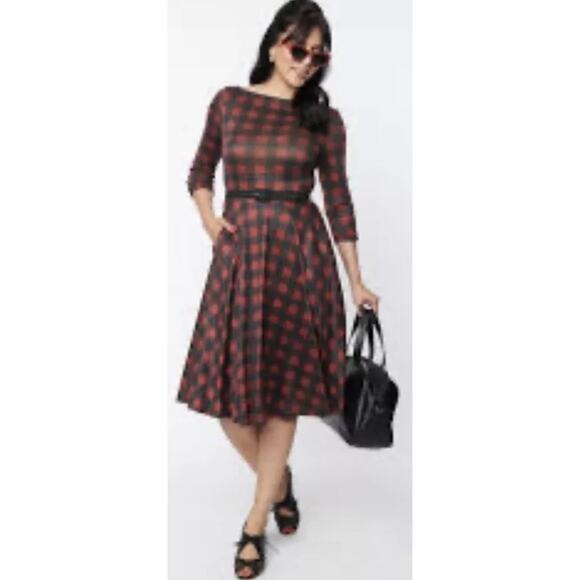 Unique Vintage NWT Burgundy & Black buffalo plaid knit Devon swing Dress Med 6-8 - Picture 1 of 5